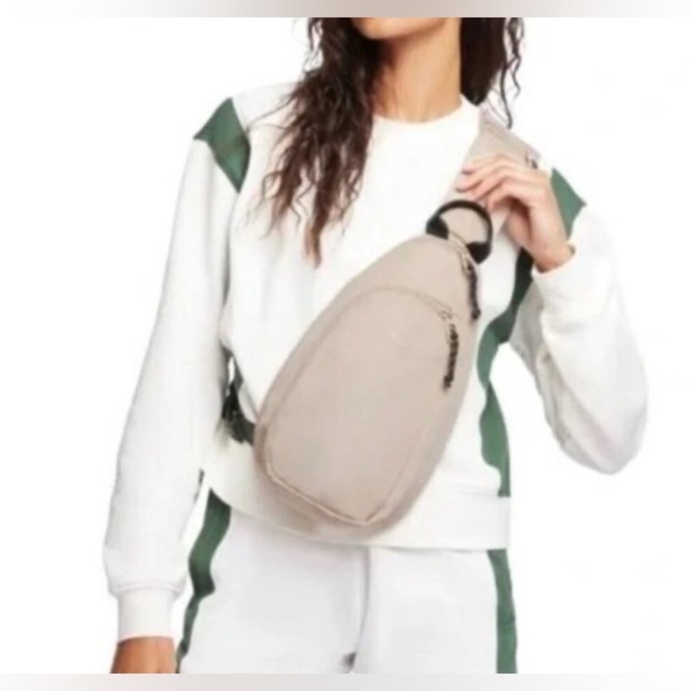 Puma Myraid Sling Bag.